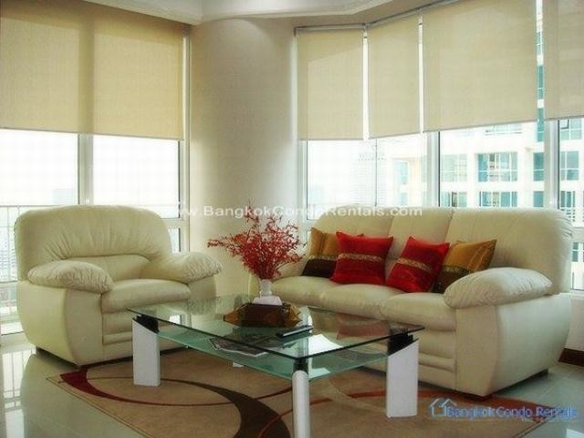 2 Bed Condo For Rent