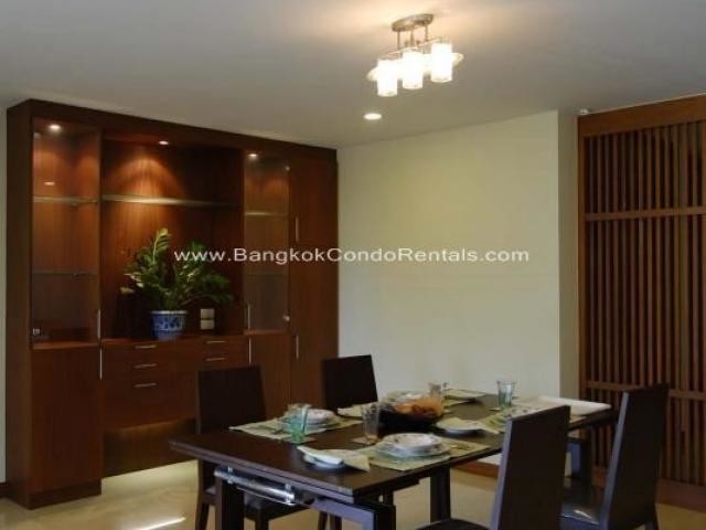 3 bed Apartment Phrom Phong