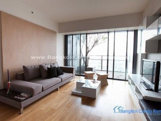 Stunning 2 Bed Condo in The Met Sathorn