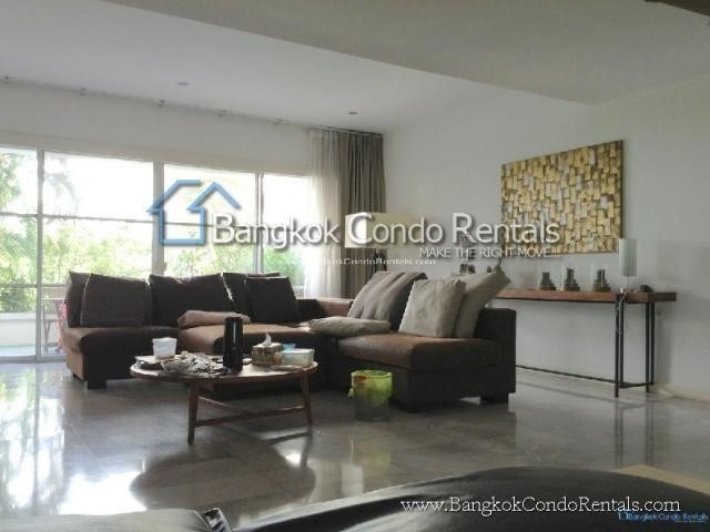 3+1 Bed Townhouse Phrom Phong