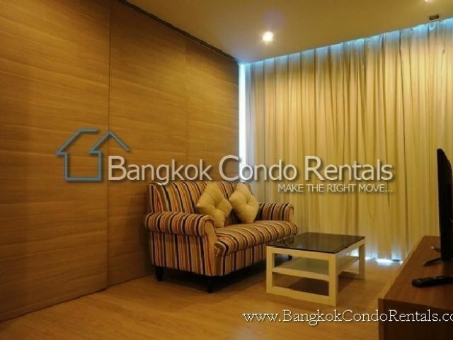 1 Bed Condo for Rent at The Room 21