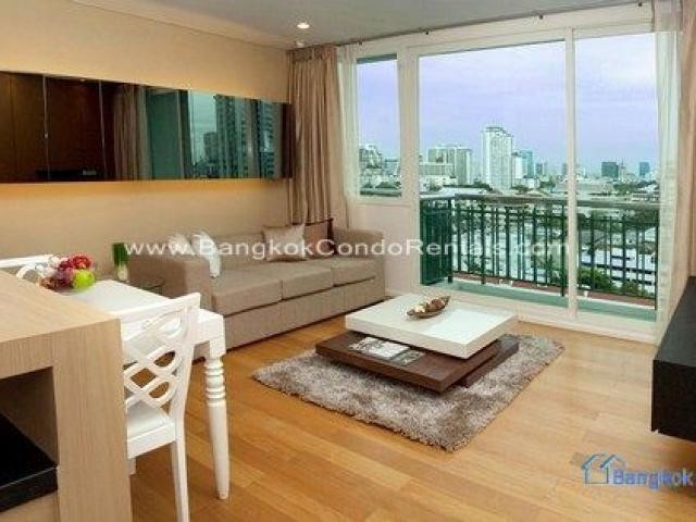 The Wind Sukhumvit 23  1bed