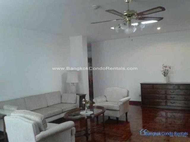 2 Bed Apartment Phrom Phong