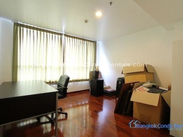 3 bed Urbana Langsuan