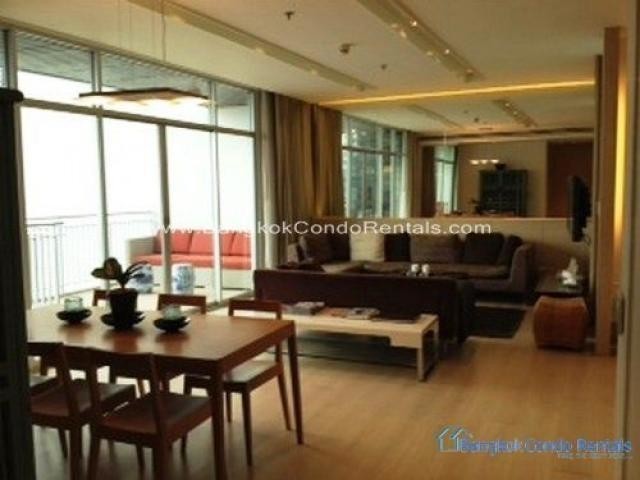 2 Bed for Rent in Urbana Sathorn
