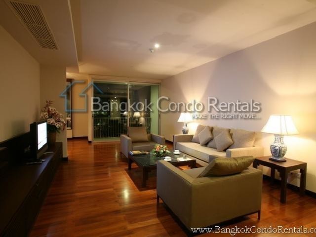  3+1 Bed Apartment for Rent in Thonglor