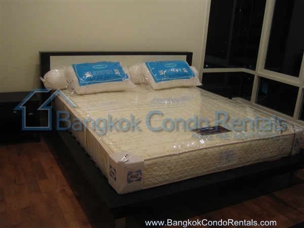 2 bed Baan Siri 31