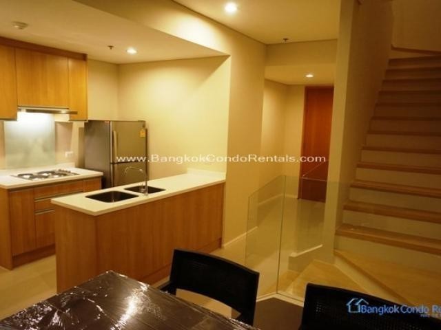 Villa Asoke Condo