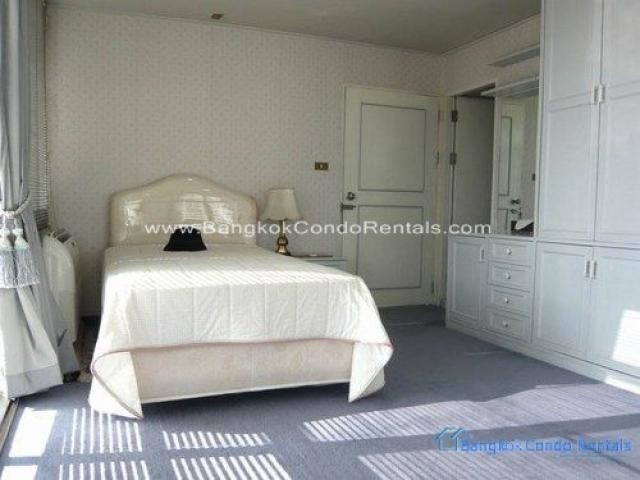 2 Bed Condo Thonglor