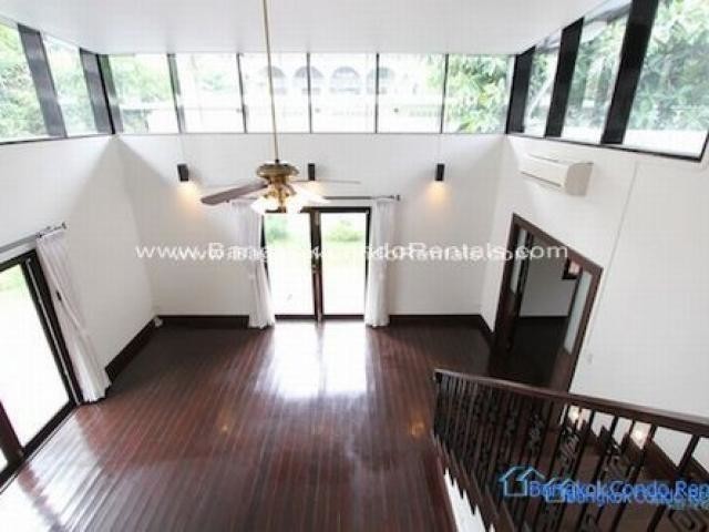 3 Bed House Phrom Phong For Rent