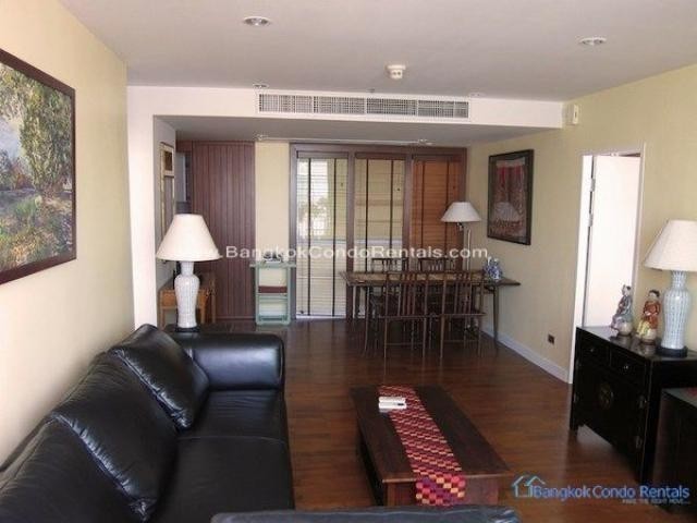 Good Sized 2 bed Condo