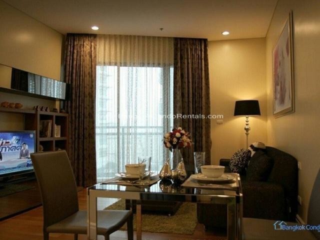 1 bed Bright Sukhumvit 24