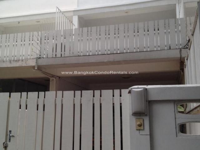 Townhouse for Rent in Nanglinchee
