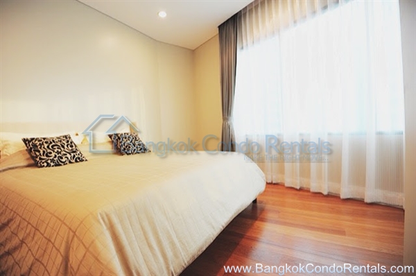 1 Bed Bright Sukhumvit 24