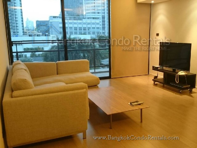 2 Bedrooms Mode Sukhumvit 61