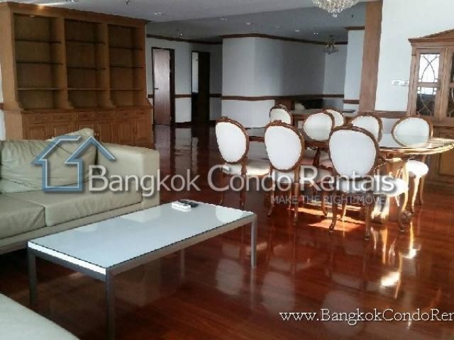 3 Bed Baan Suanpetch