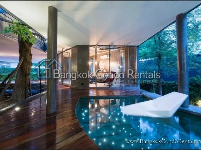 Unique 6 Bed Single House for Rent in Phrom Phong
