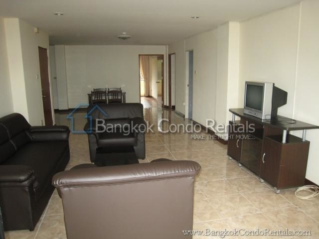 2 Bed For Rent in Asoke