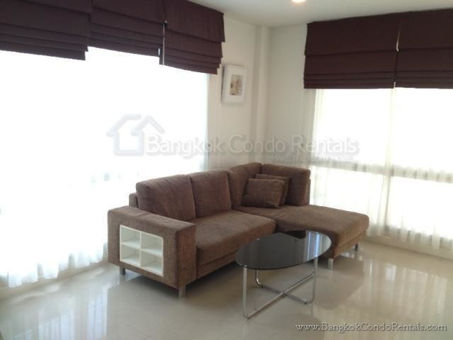 Town house for Rent in Punnawithee.