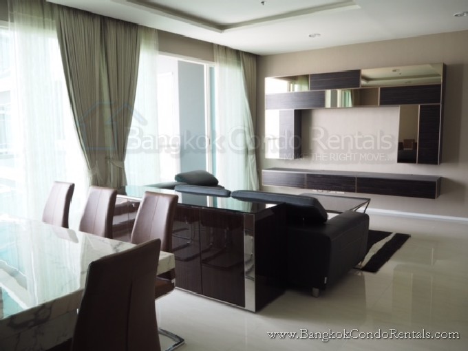 3+1 Bed at Menam Residences