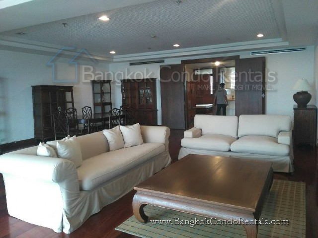 3 bed Polo Park Condominium