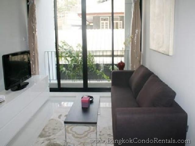1 Bed Apartment Phrom Phong
