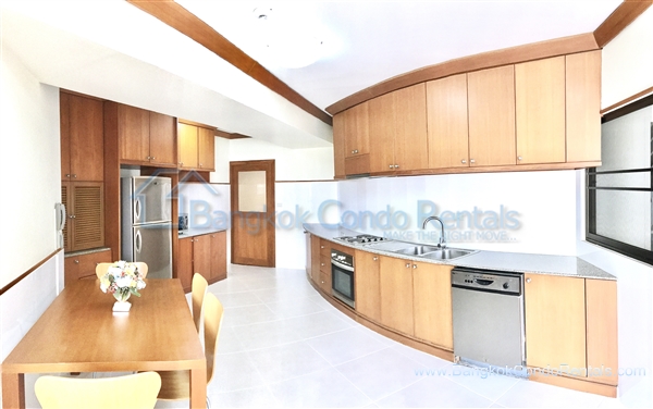 Apartment for Rent in Asoke