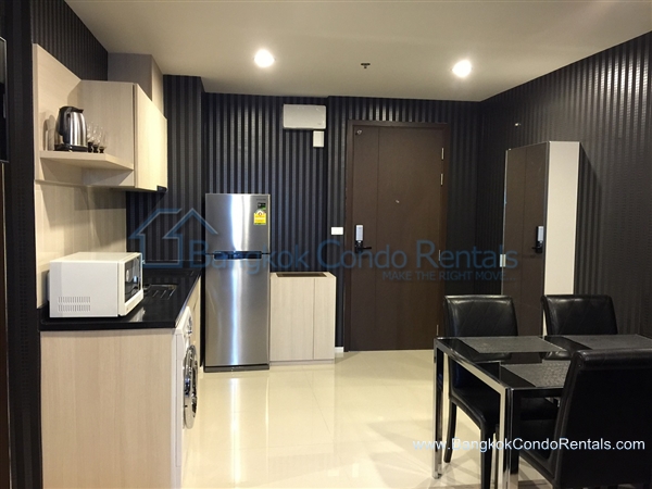 2 bed Rhythm Sathorn-Narathiwas