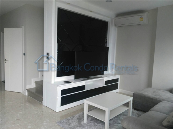 2 bed The Crest Sukhumvit 34