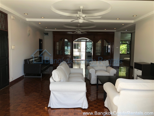 3 Beds Phrom Phong Apartment