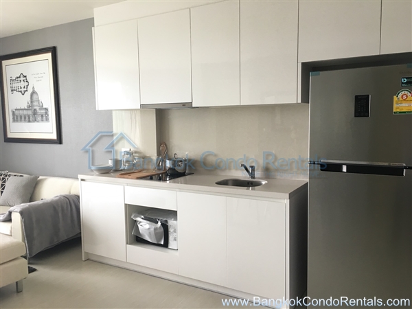 2 bed Rhythm Sukhumvit 42