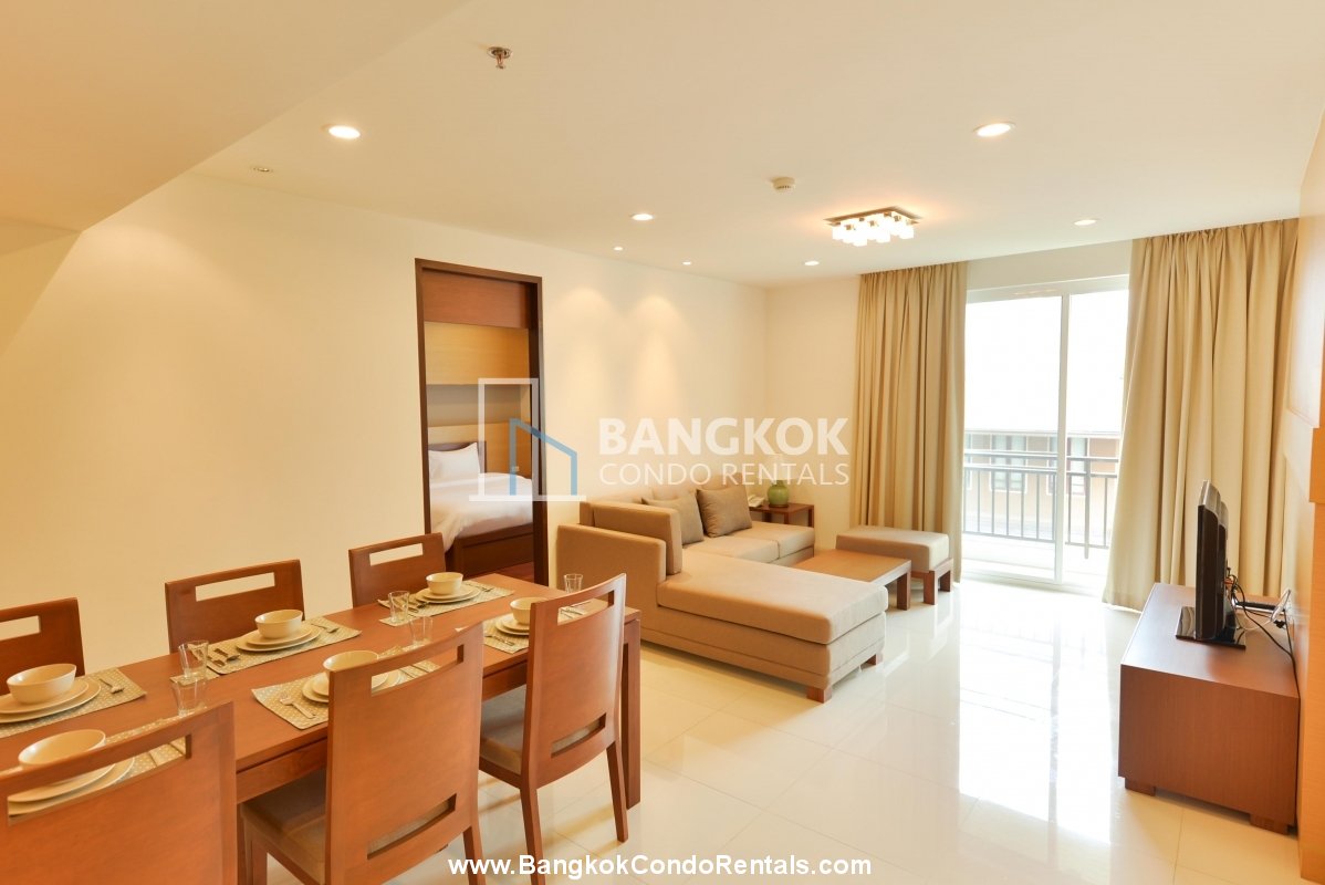 3 Bed Apartment for Rent in Ekkamai