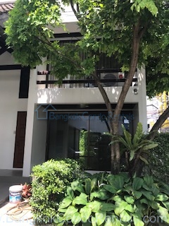 Single House for Rent in Sathorn