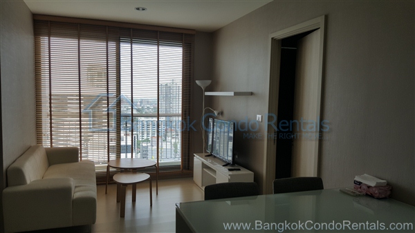 2 bed Rhythm Sukhumvit 42