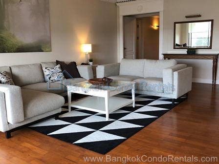 3 Beds Serviced Apartment for Rent