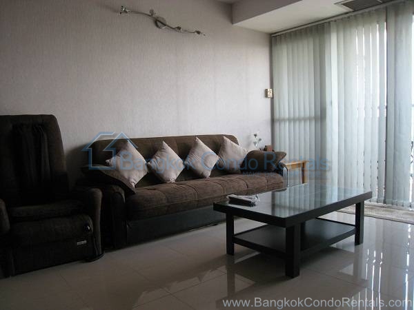 2 Beds Condo for Rent