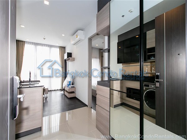 1 Bed Condo for Rent