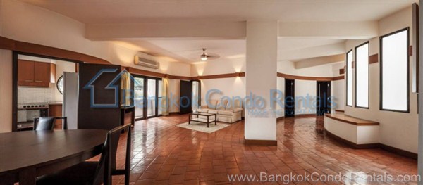 Apartment Ploen Chit