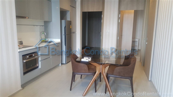 2 Beds Condo for Rent