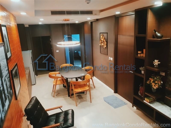 2 Beds Condo for Rent