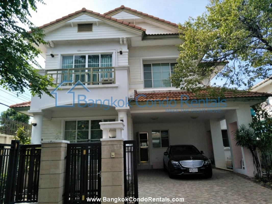 3 bed Single House Ramkhamhaeng