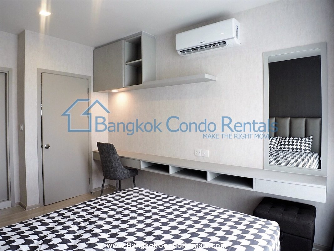 1 bed Life@ Sukhumvit 48