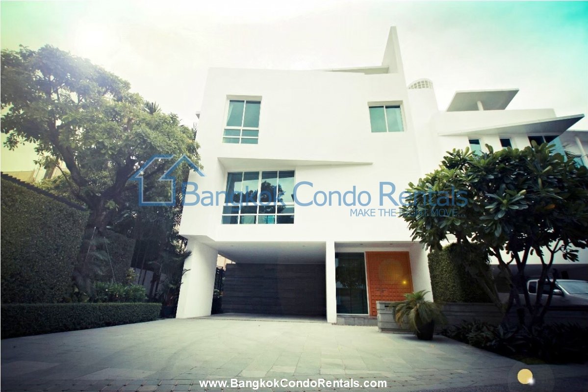 4 bed Single House Sathorn