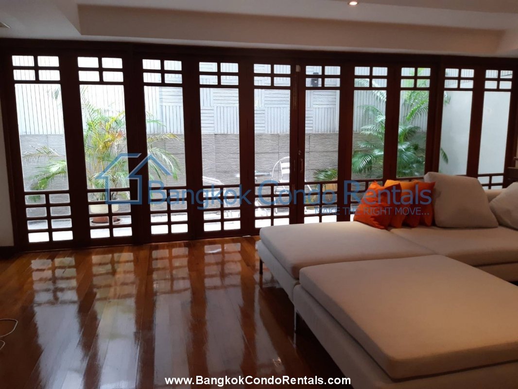 5 bed Townhouse Phrom Phong