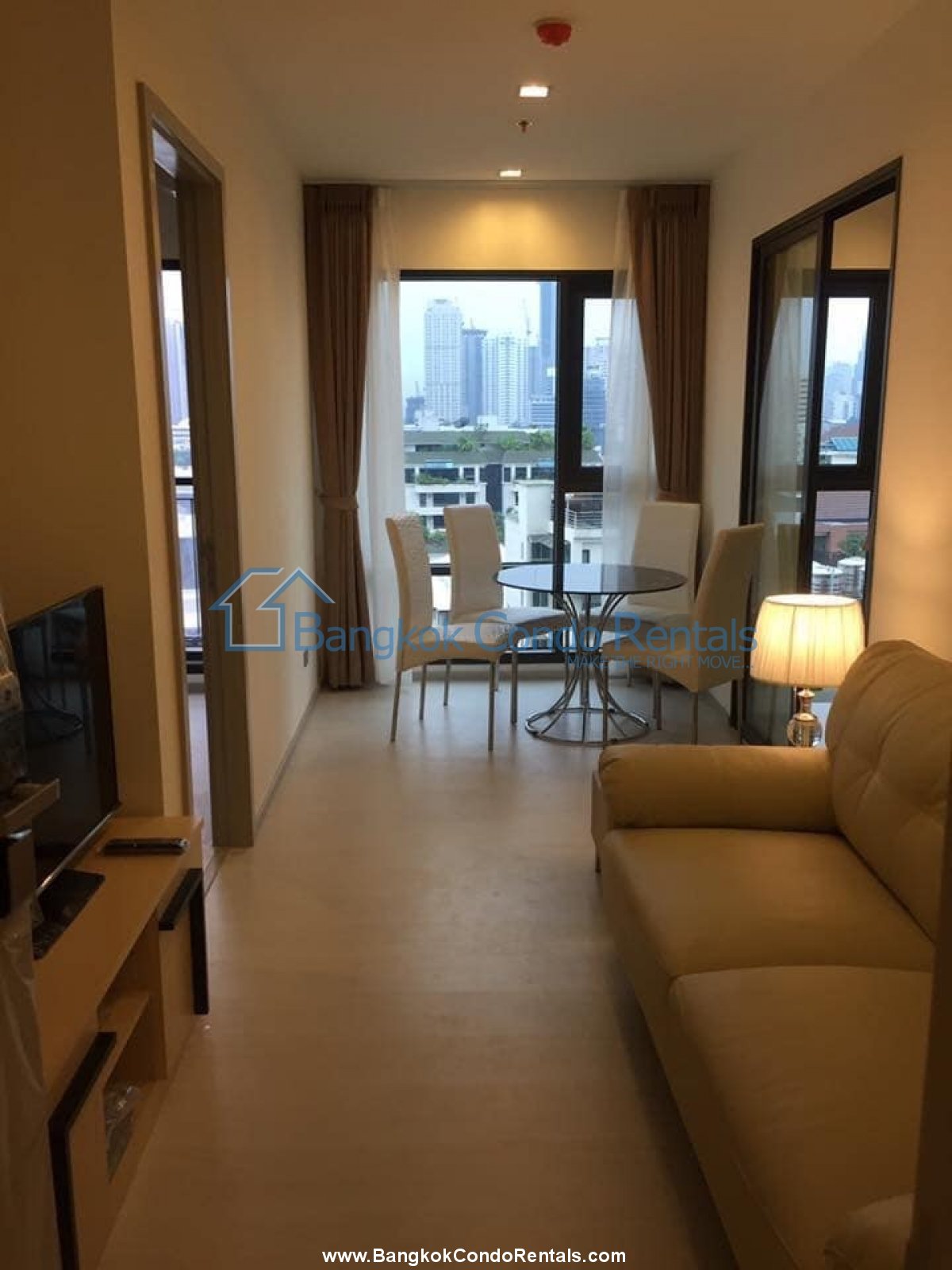 1 bed Rhythm Sukhumvit 36 - 38