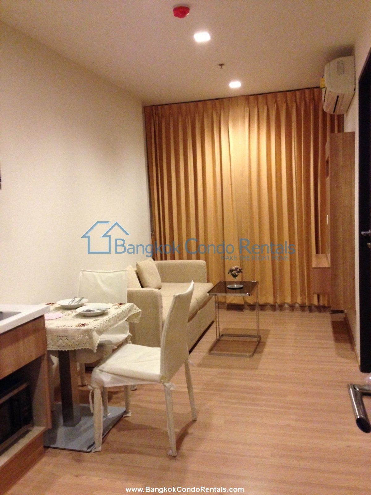 1 bed Rhythm Sathorn 21