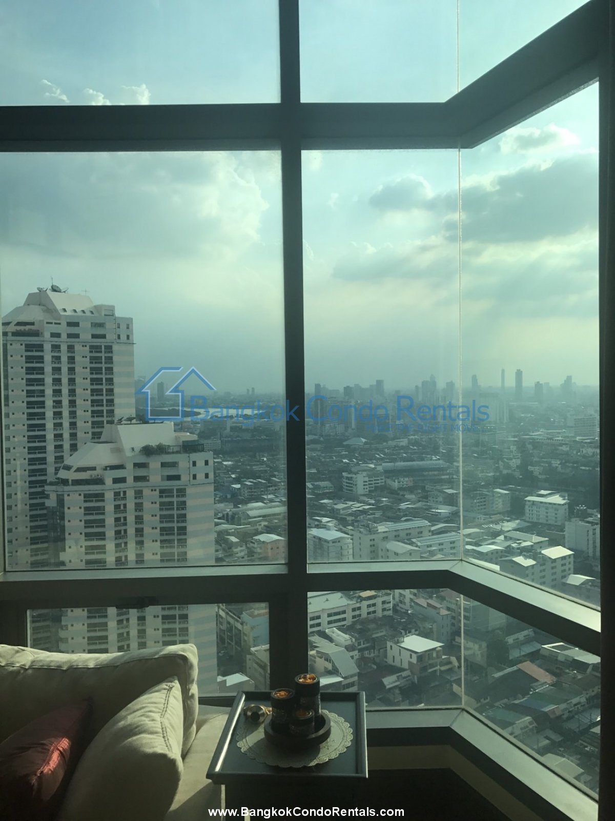 3 bed Bright Sukhumvit