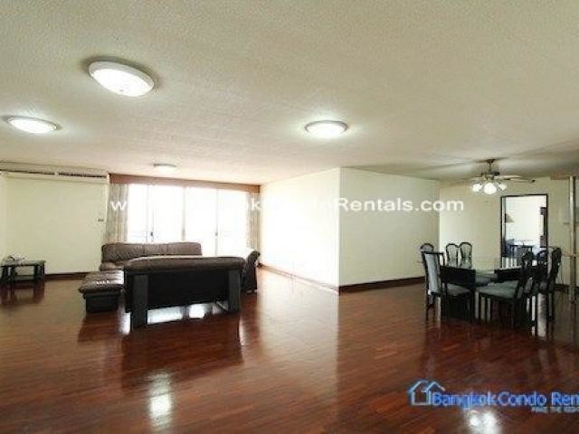 3 Bed for Rent in D.S. Tower 1