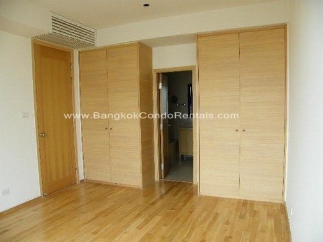 2bed Condo in Sathorn 