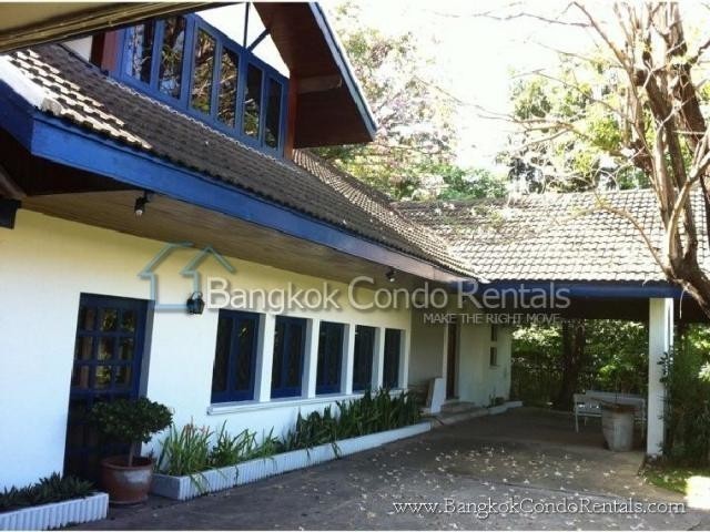 3 Bed Single House for Rent Phrom Phong